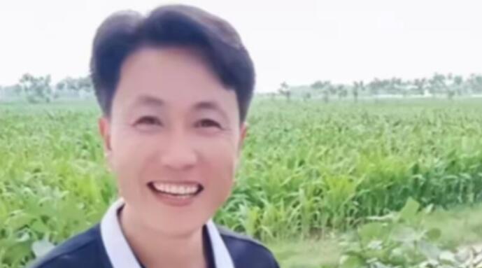 網紅秀才曾發(fā)火怪粉絲不刷禮物