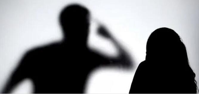 李菲兒向錦超道歉