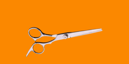 女子花129元理發(fā)回家崩潰大哭