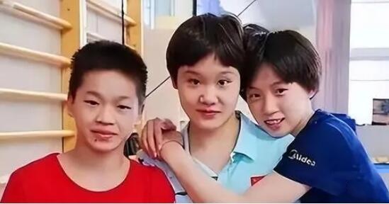 哥哥姐姐到北京送全紅嬋出征巴黎