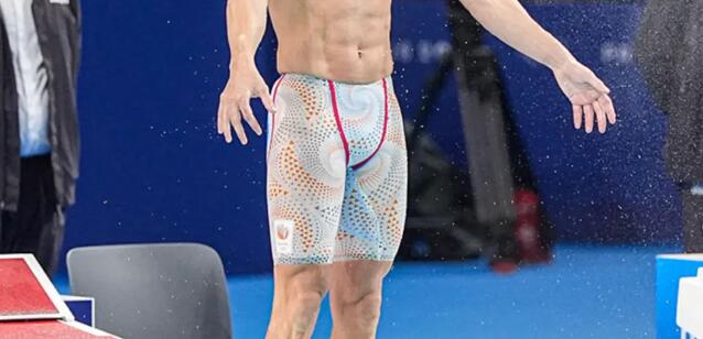 荷蘭隊泳褲引熱議