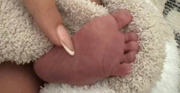 賈斯汀比伯當(dāng)爸爸了