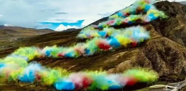 蔡國(guó)強(qiáng)始祖鳥(niǎo)發(fā)布致歉信